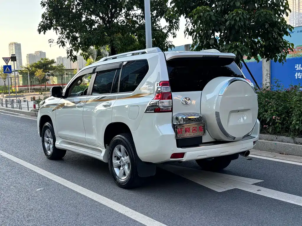Toyota Prado (Import) — миниатюра 16