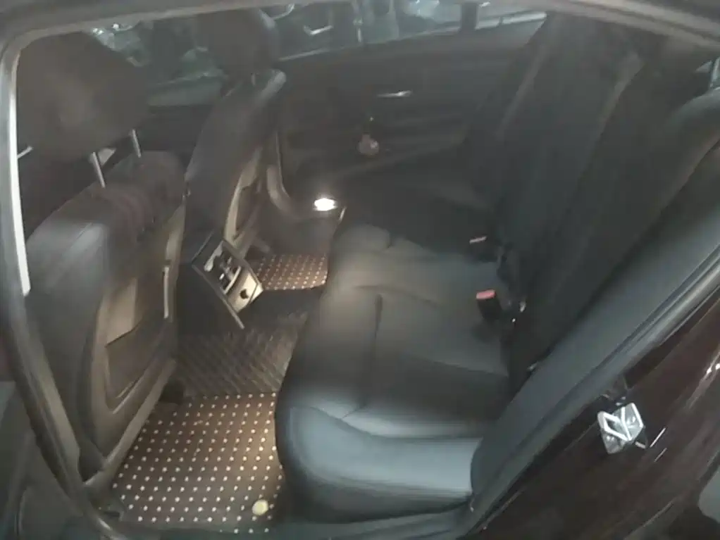BMW 3 Series — миниатюра 17