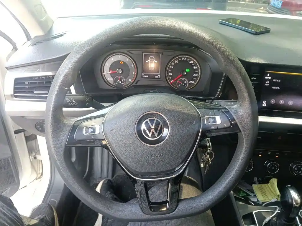 Volkswagen Lavida — миниатюра 3