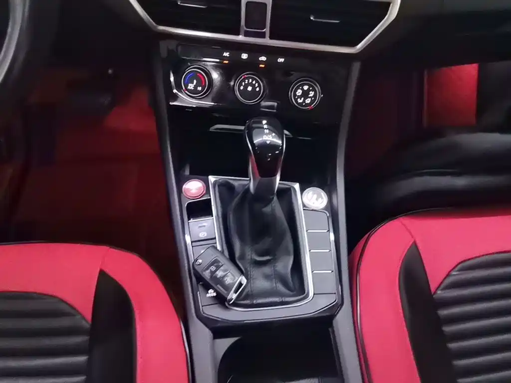 Volkswagen Sagitar — миниатюра 14