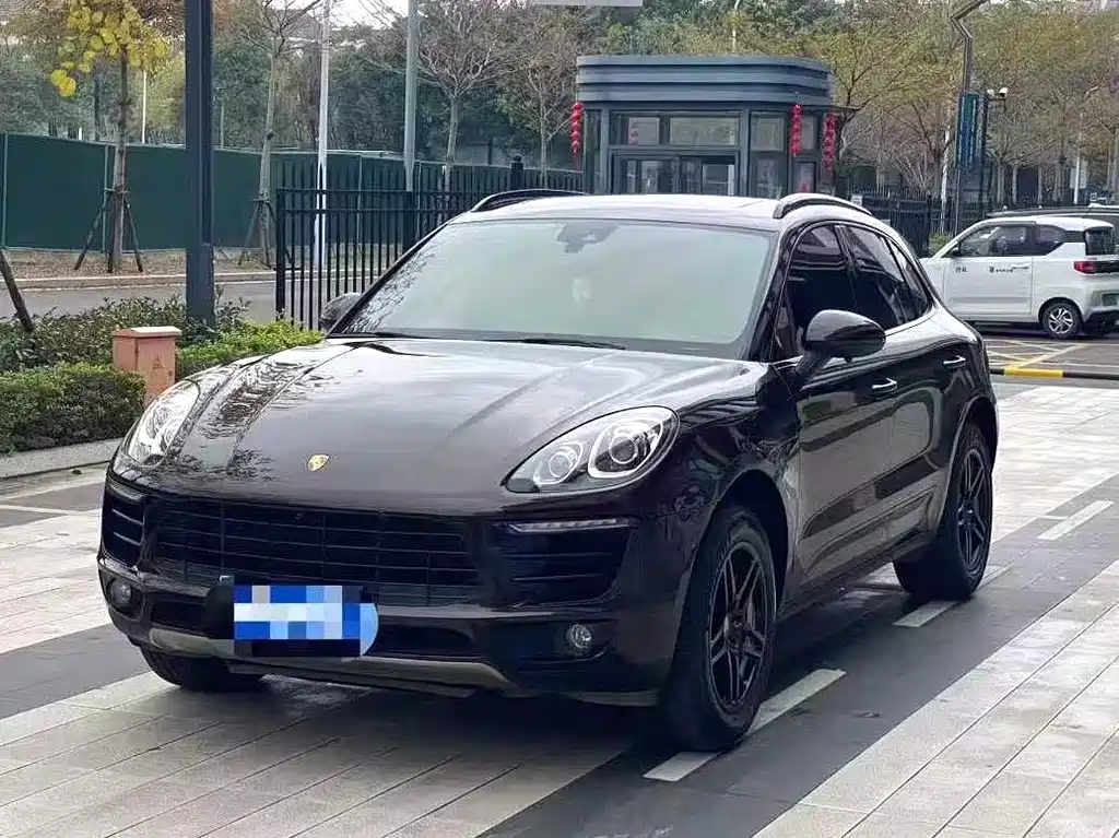 Porsche Macan — миниатюра 2