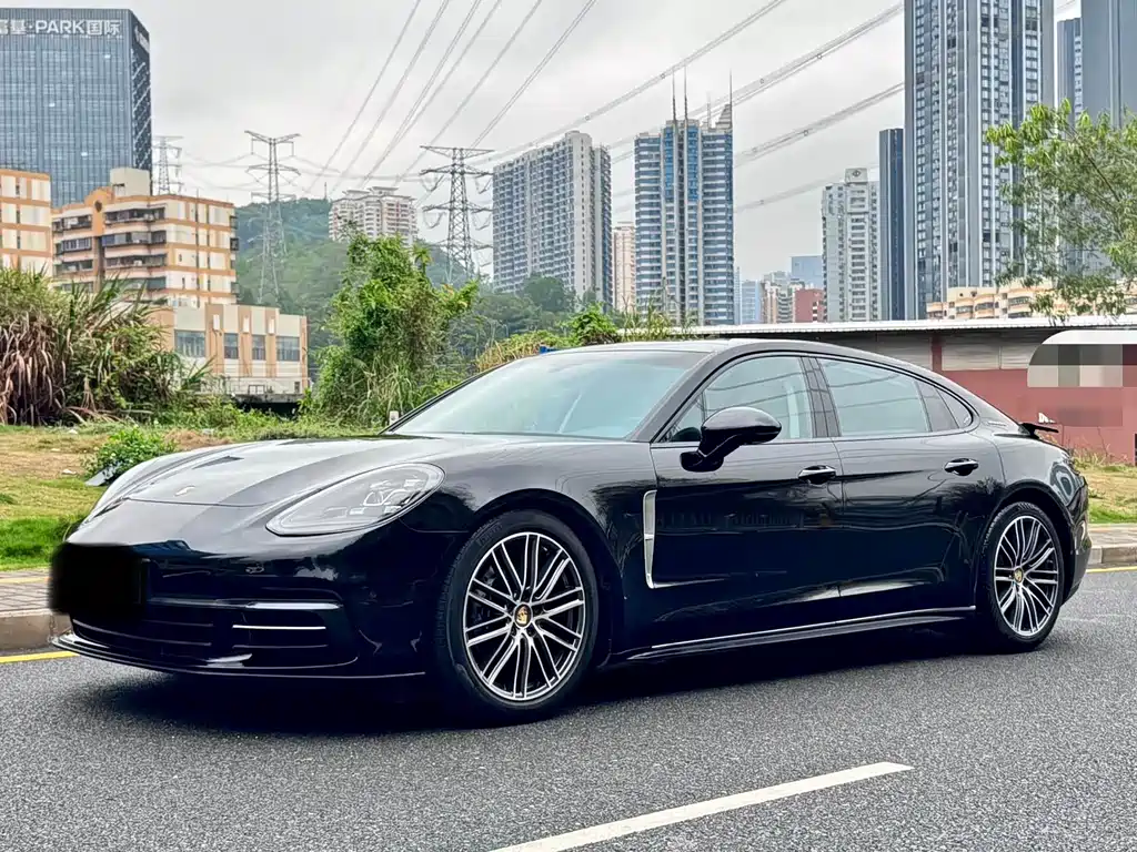 Porsche Panamera 2018