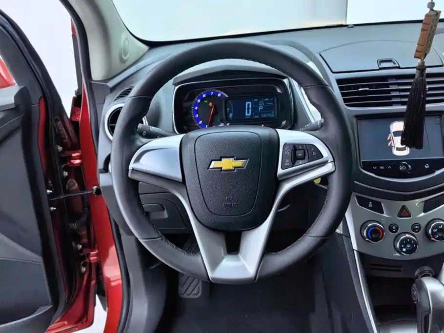 Chevrolet Trax — миниатюра 15