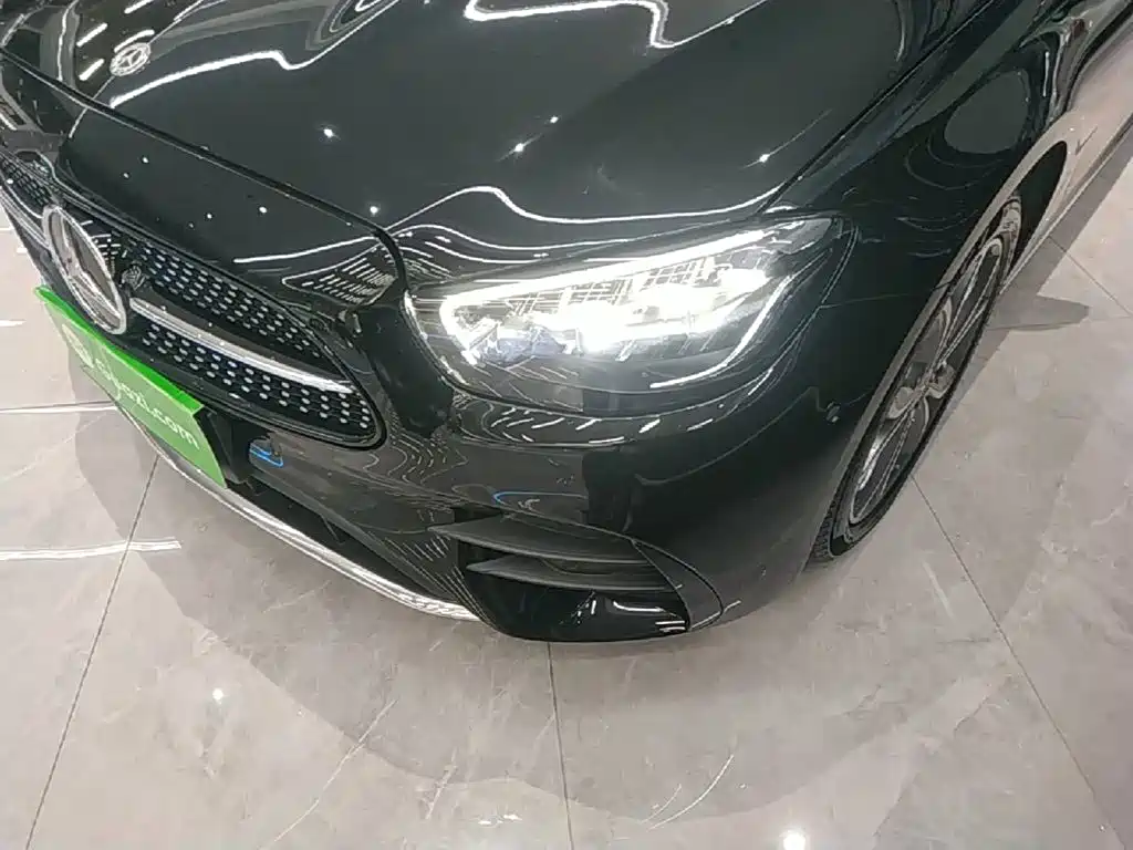Mercedes-Benz E-Class — миниатюра 24