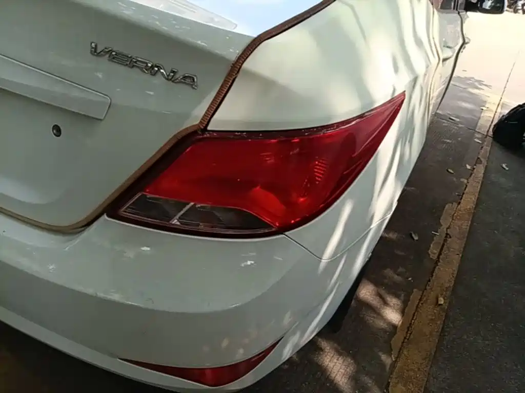 Hyundai Verna — миниатюра 8