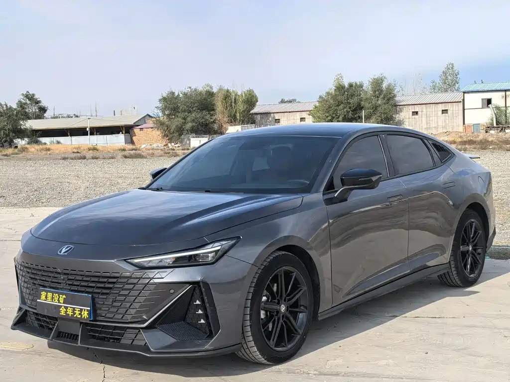 Changan UNI-V