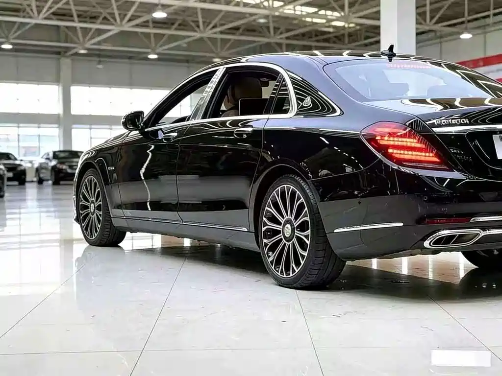 Mercedes-Benz S-Class — миниатюра 9