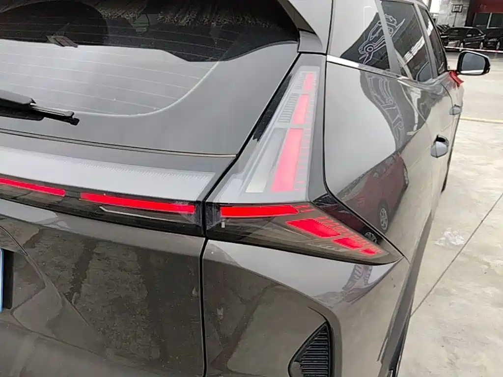 Geely Boyue — миниатюра 8
