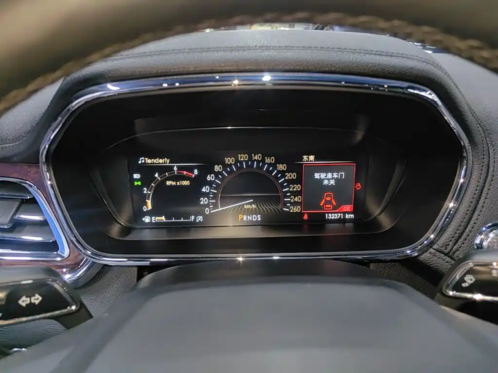 Lincoln Continental — миниатюра 12