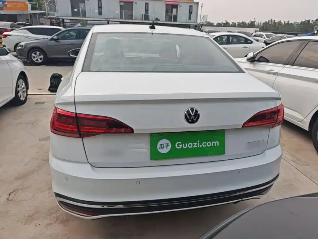 Volkswagen Bora — миниатюра 6