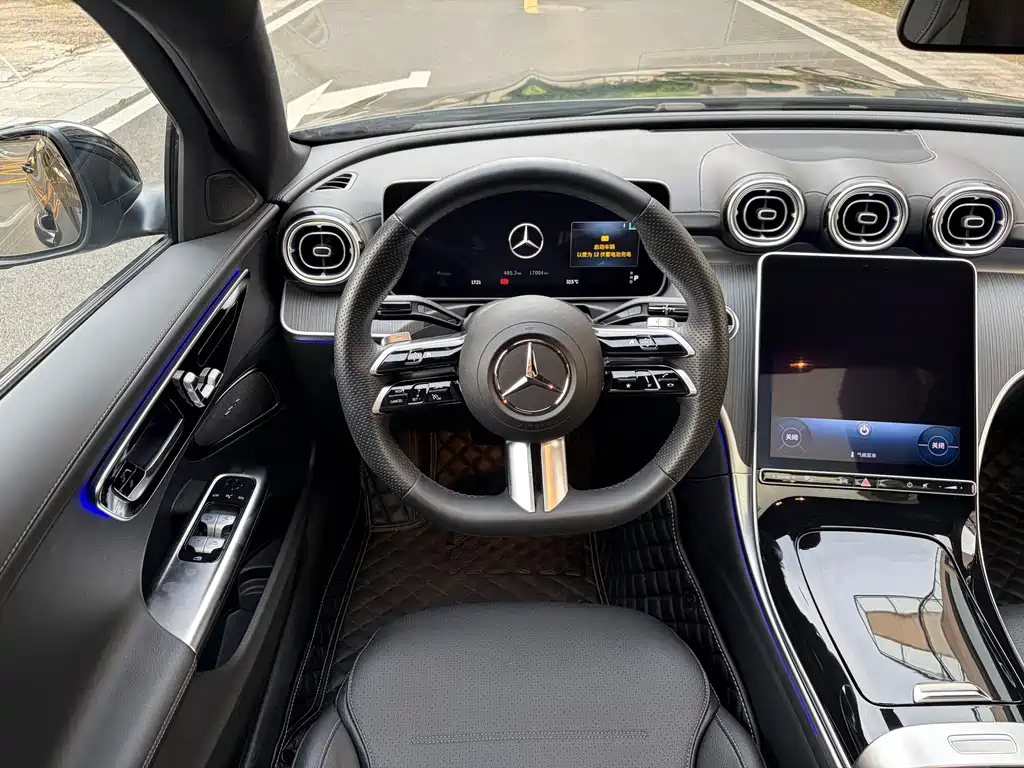 Mercedes-Benz C-Class — миниатюра 15