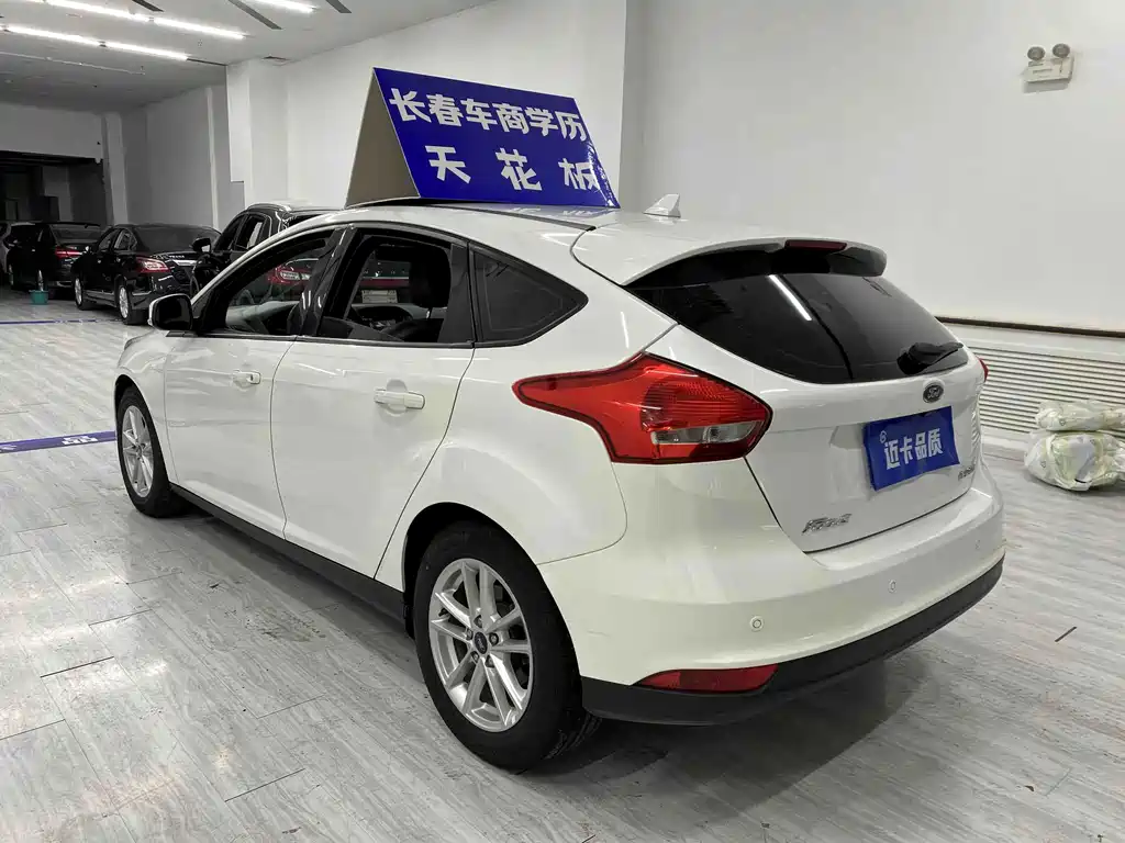 Ford Focus — миниатюра 4