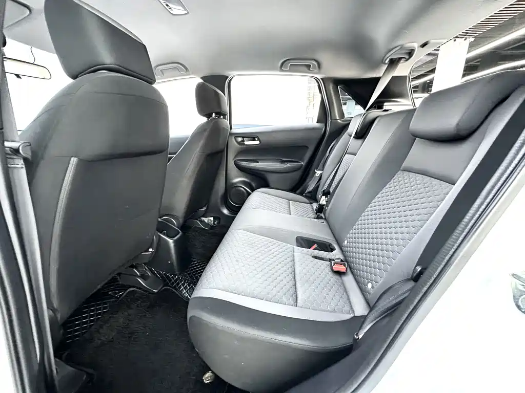 Honda Fit — миниатюра 12
