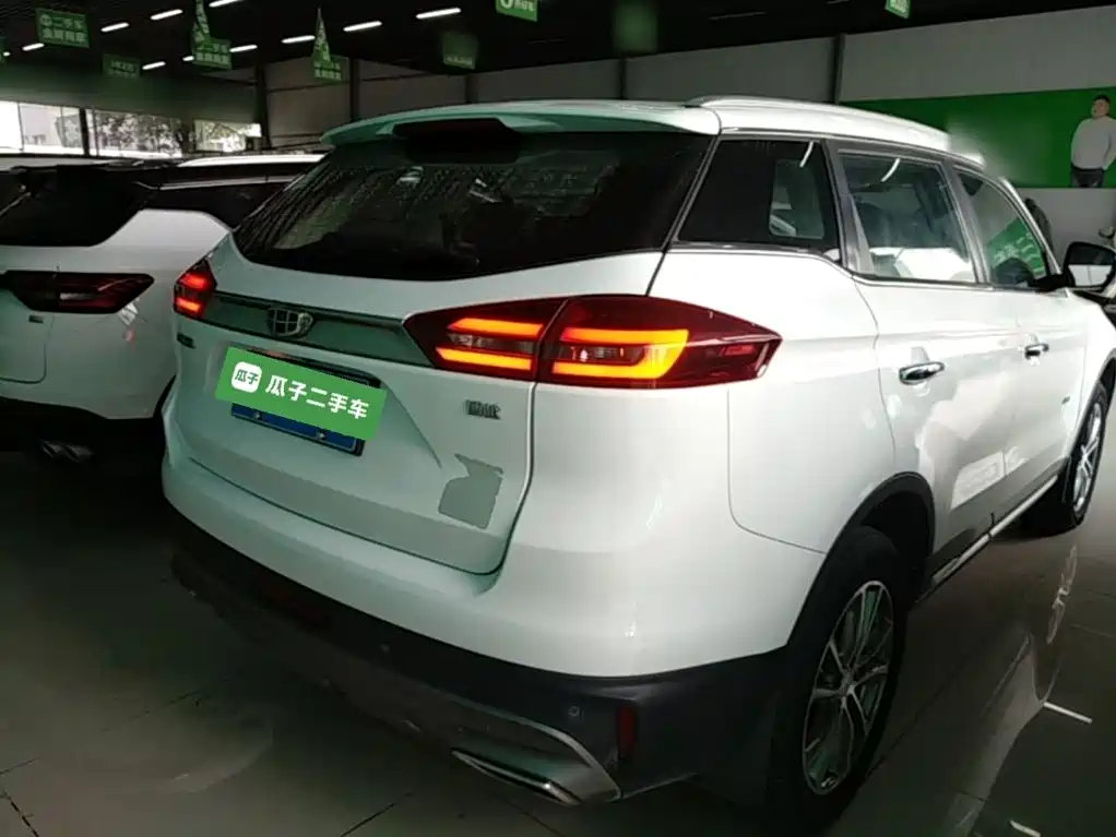 Geely Boyue — миниатюра 6
