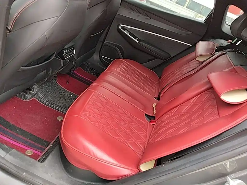 Geely Boyue — миниатюра 17