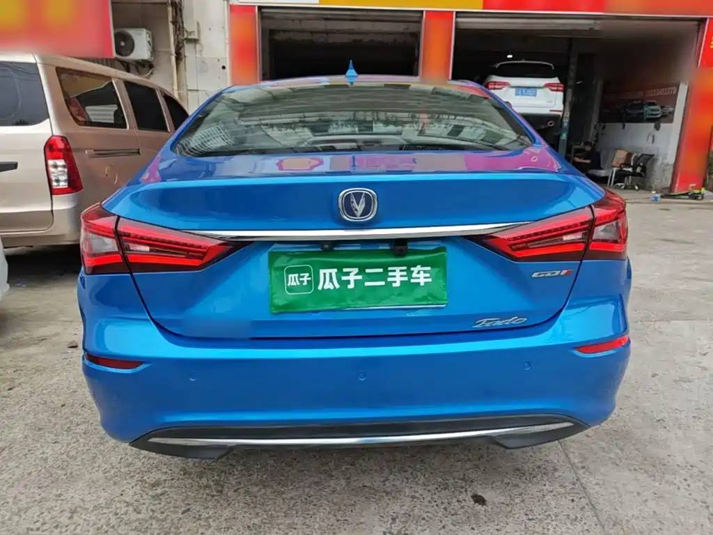 Changan Eado — миниатюра 6