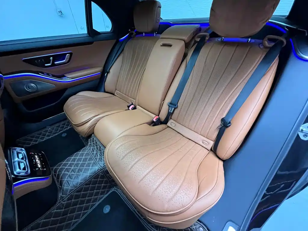 Mercedes-Benz S-Class — миниатюра 12