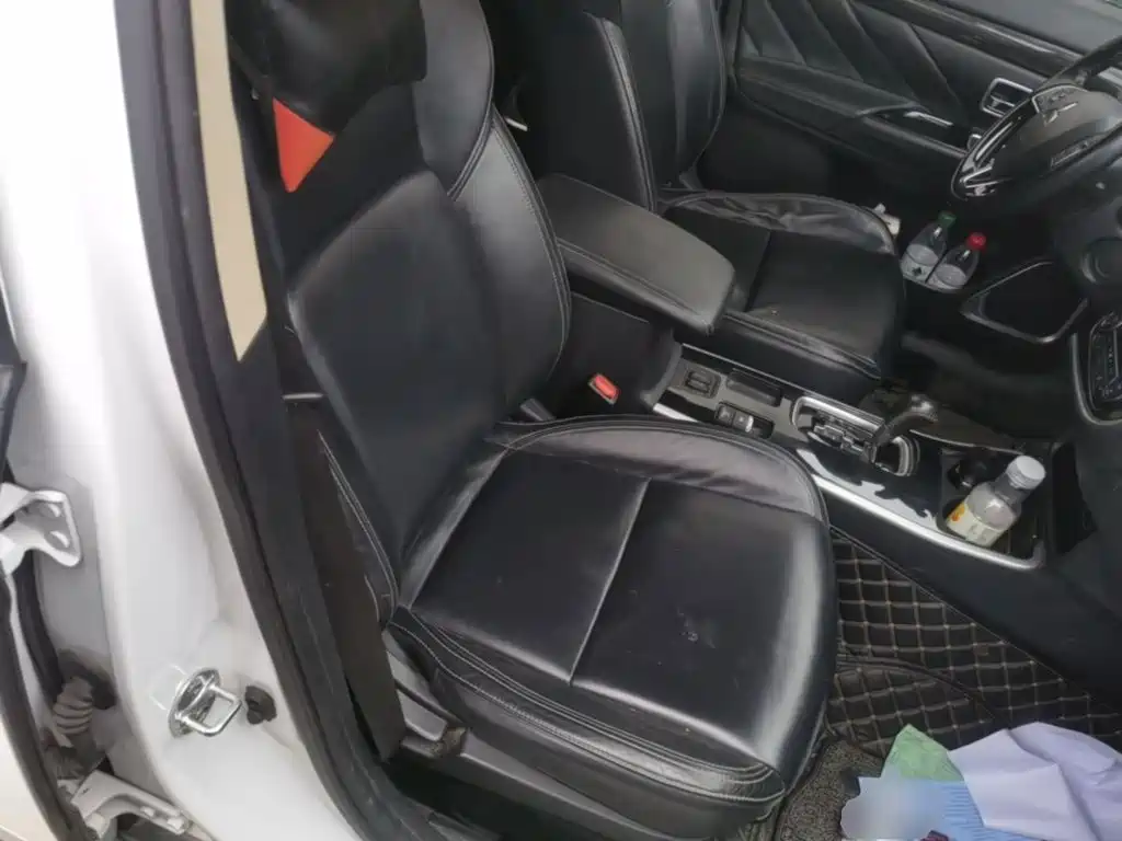 Mitsubishi Outlander — миниатюра 25