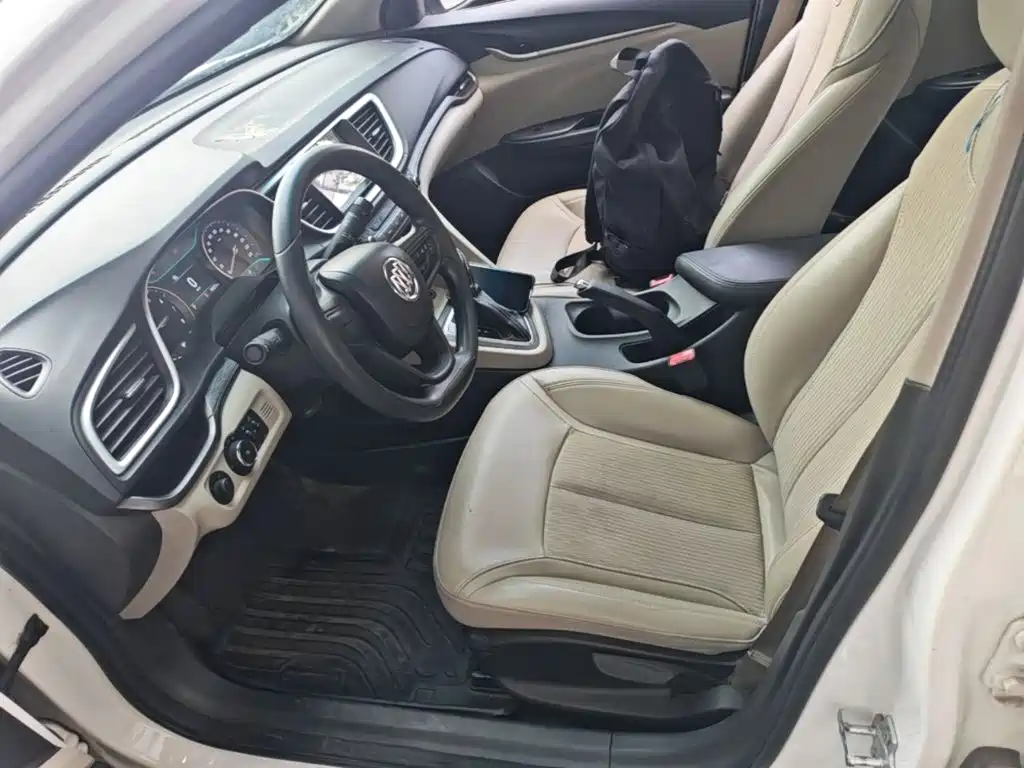 Buick Excelle — миниатюра 15