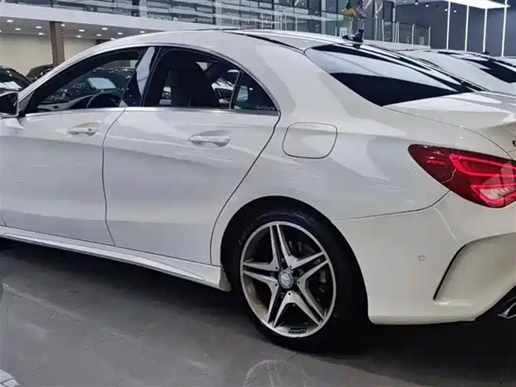 Mercedes-Benz CLA 2015 CLA 200