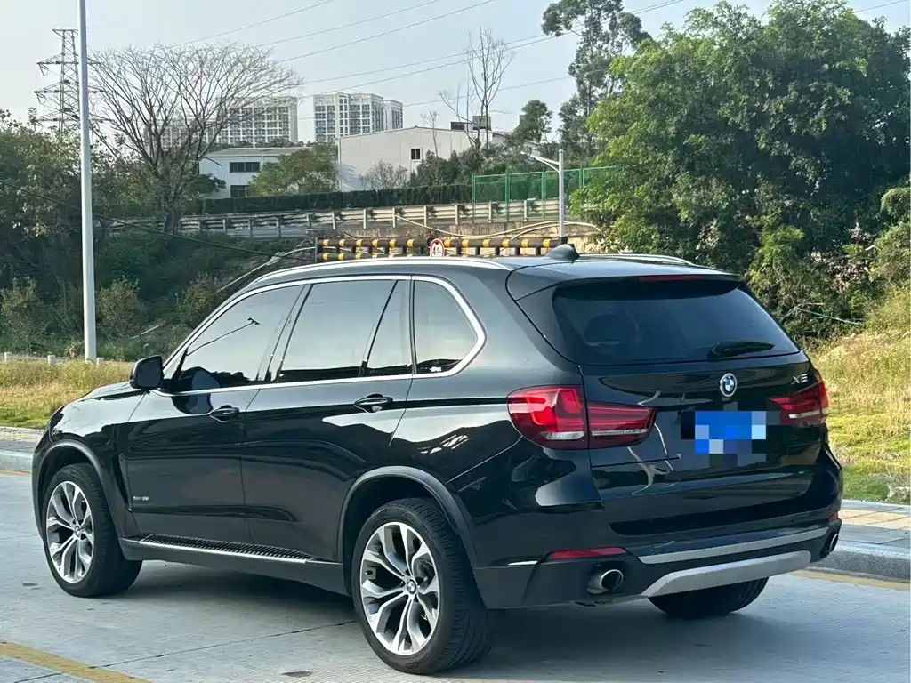 BMW X5 (Import) — миниатюра 7
