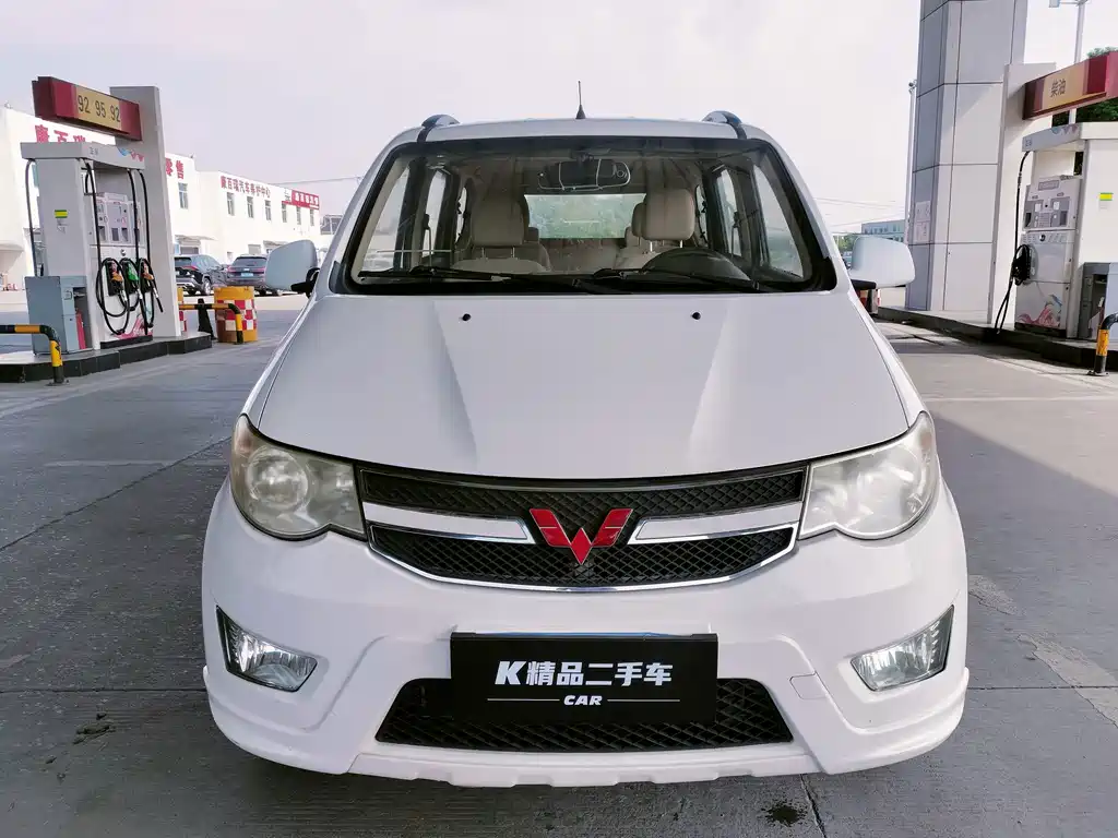 Wuling Hongguang — миниатюра 2