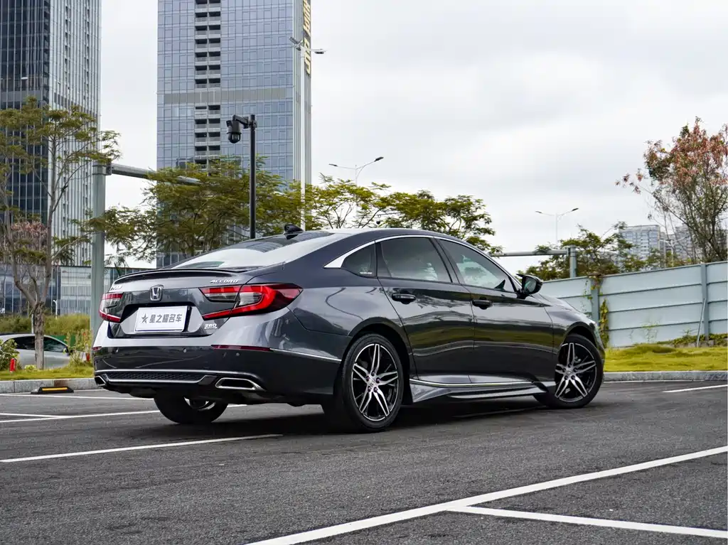 Honda Accord 2022 260TURBO Luxury