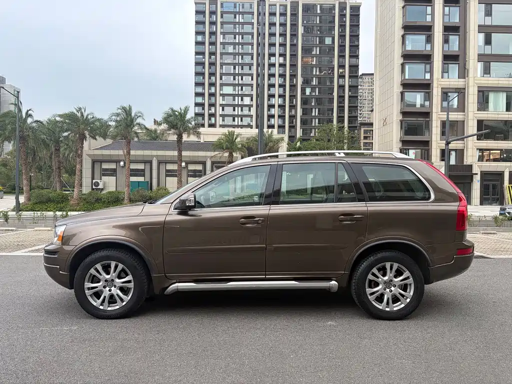 Volvo XC Classic — миниатюра 8