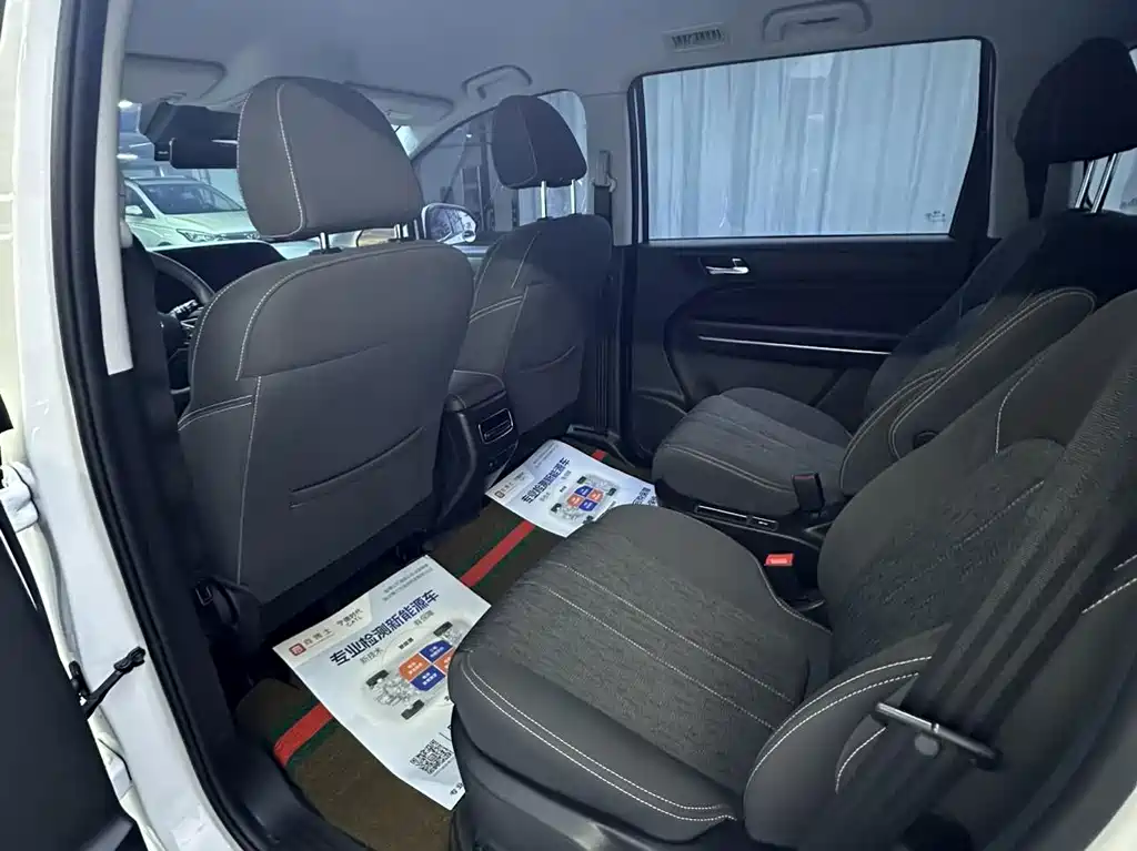 GAC Motor Trumpchi M6 — миниатюра 8