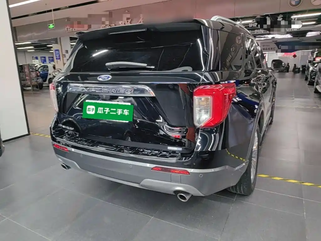 Ford Explorer — миниатюра 7