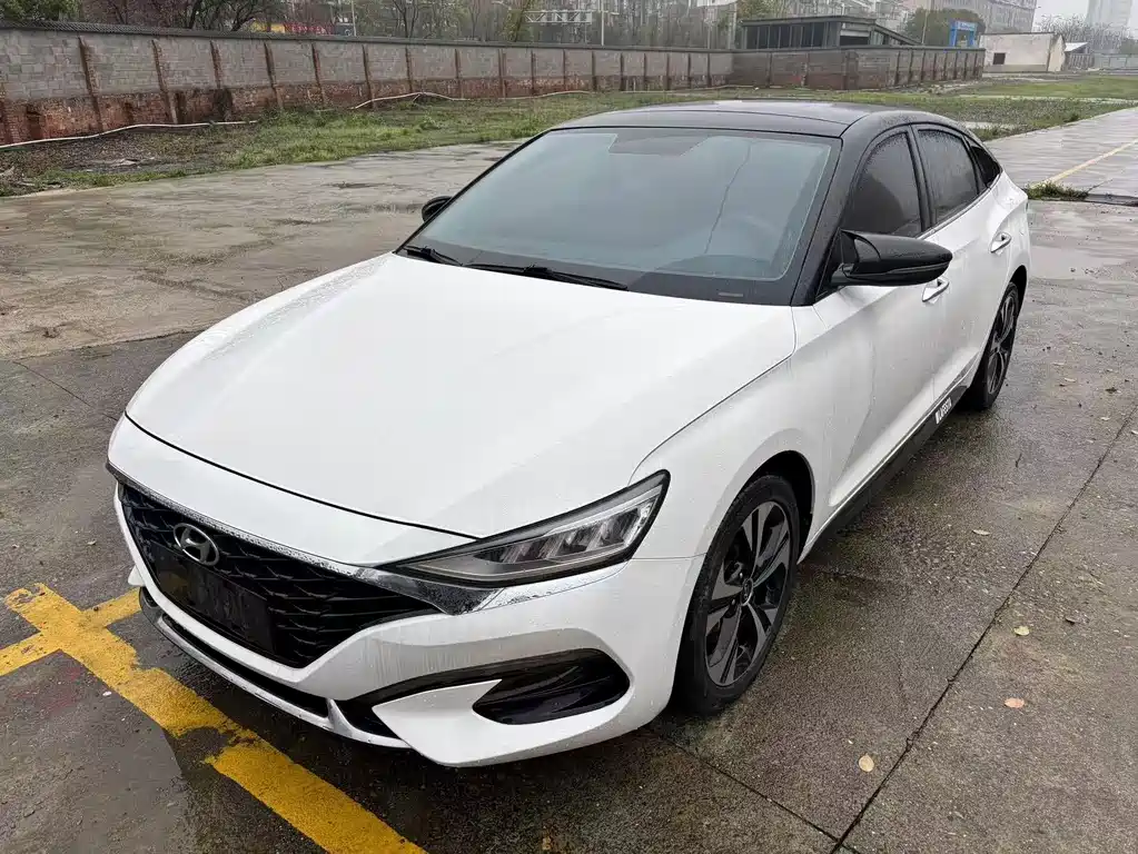 Hyundai Fista