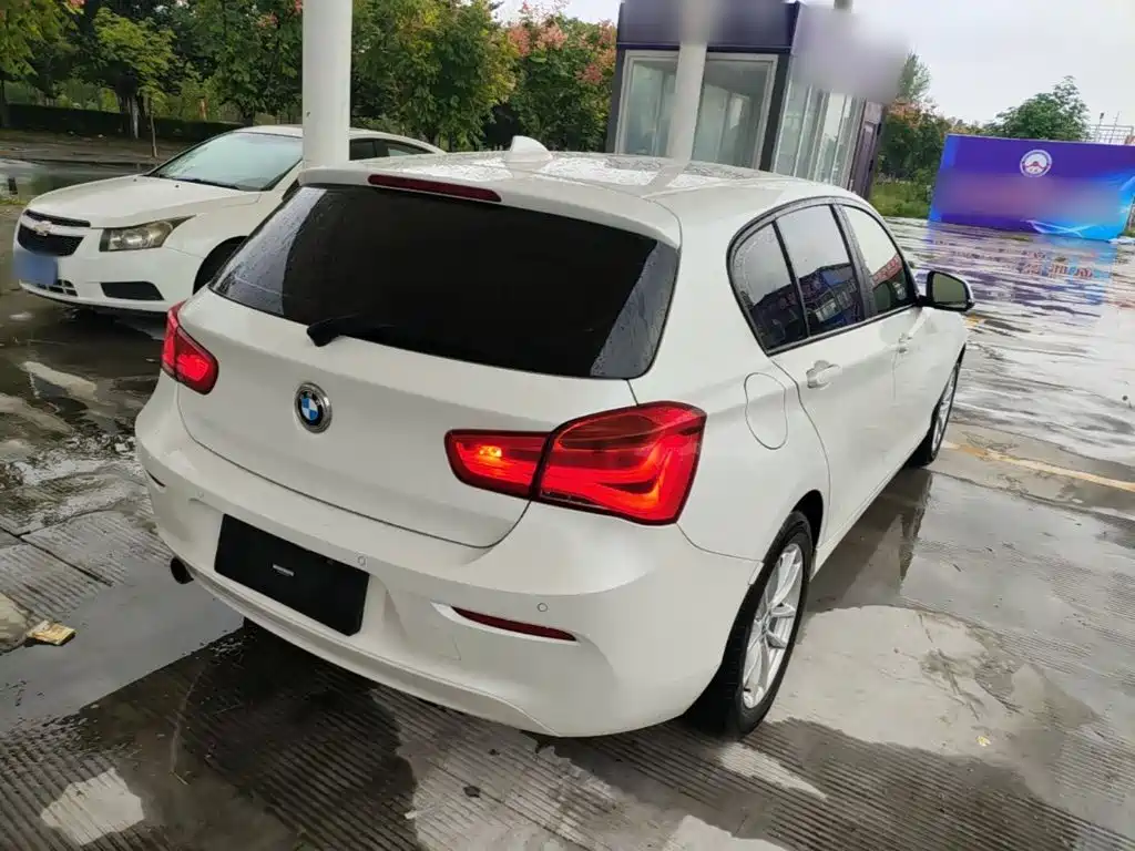 BMW 1 Series (Import) — миниатюра 7