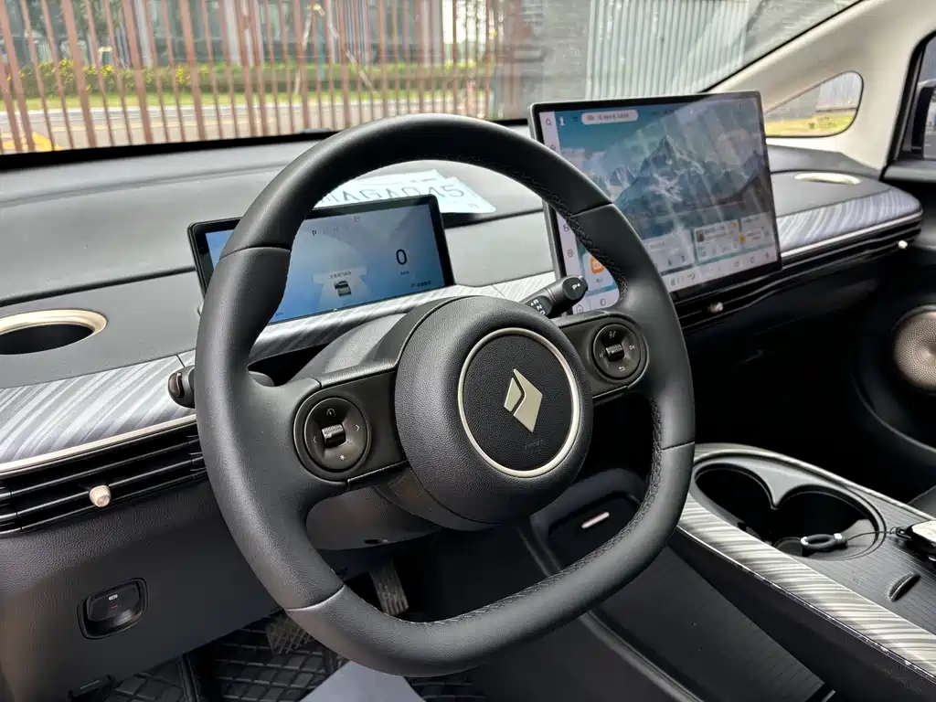 Baojun Yunduo — миниатюра 10
