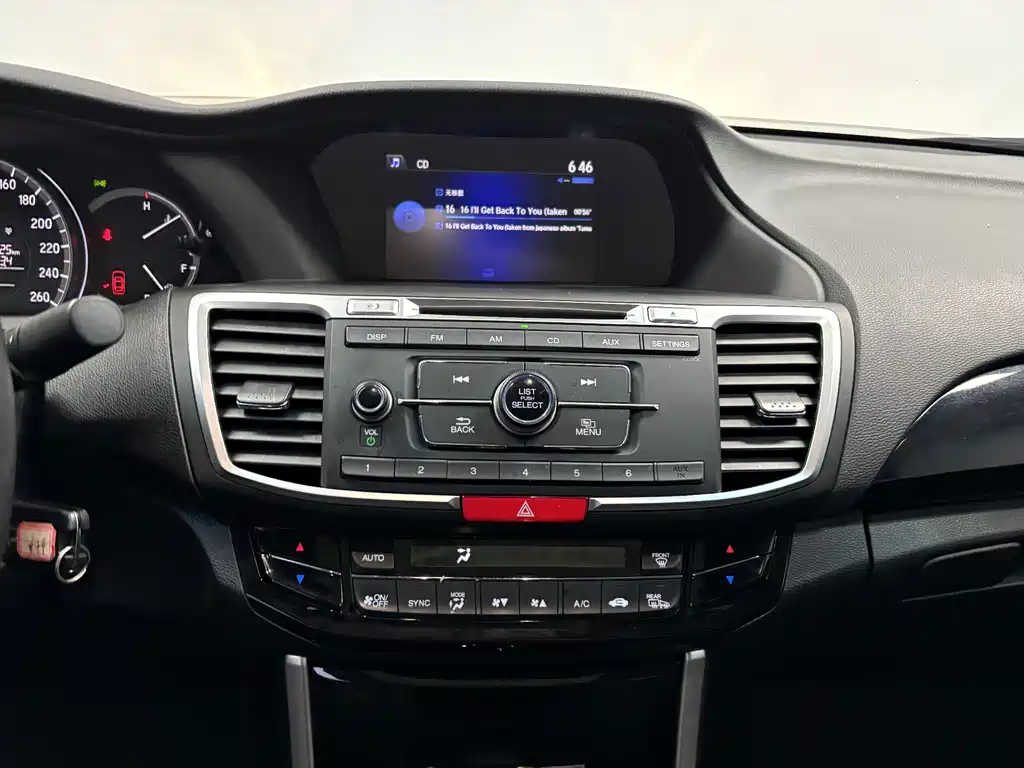 Honda Accord — миниатюра 18
