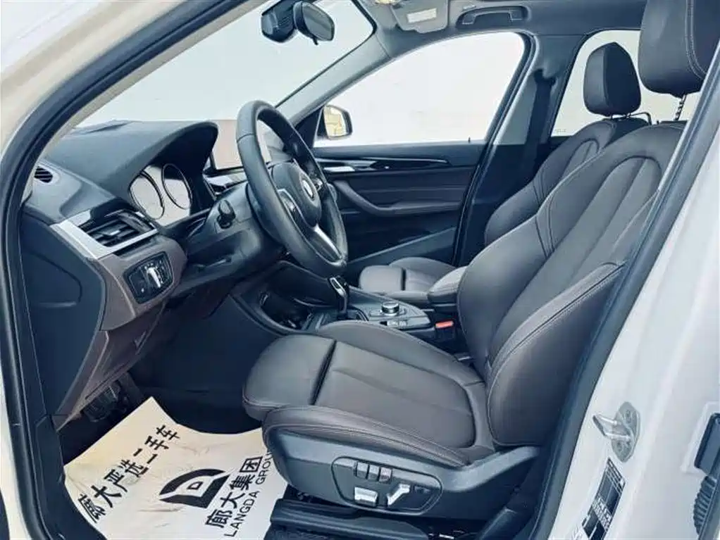 BMW X1 — миниатюра 11
