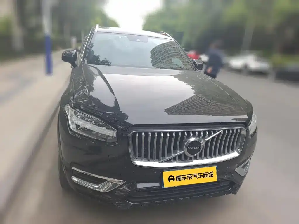 Volvo XC90 2022 B5 Luxury 7 мест