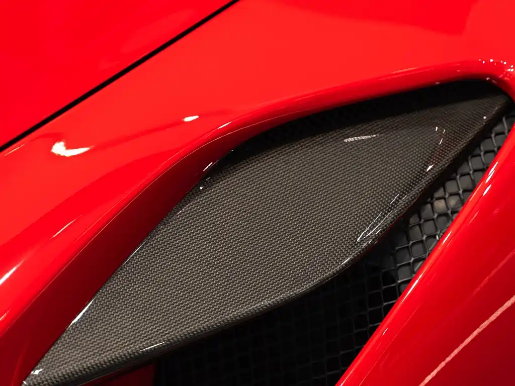 Ferrari F8 — миниатюра 10