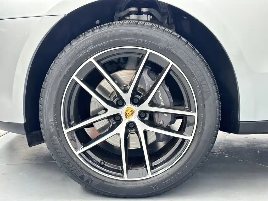 Porsche Macan — миниатюра 24