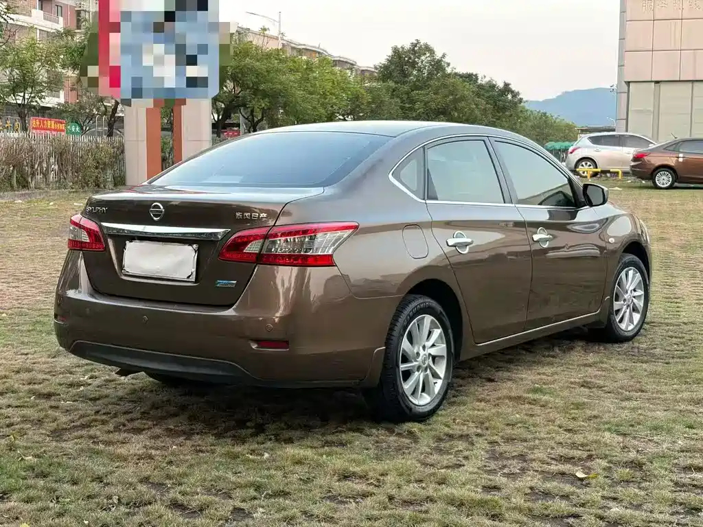 Nissan Sylphy — миниатюра 7