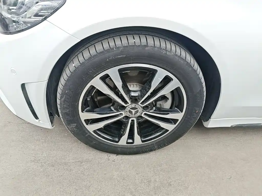 Mercedes-Benz C-Class — миниатюра 23
