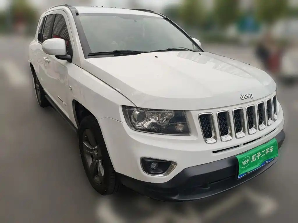 Jeep Compass (Import) — миниатюра 24