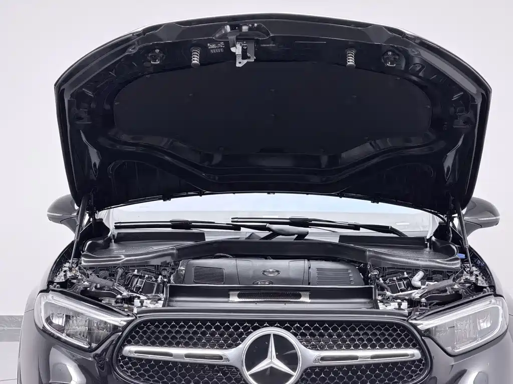 Mercedes-Benz GLC — миниатюра 10