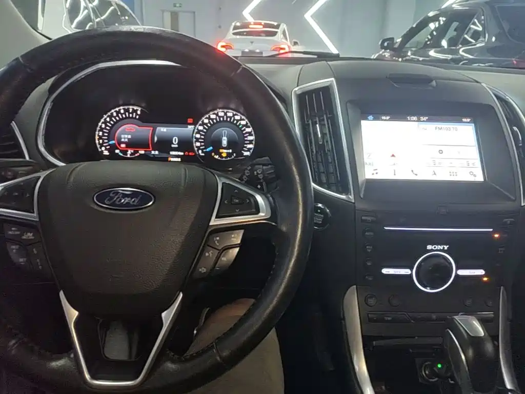 Ford Edge 2017 EcoBoost 245 Flagship 7 мест