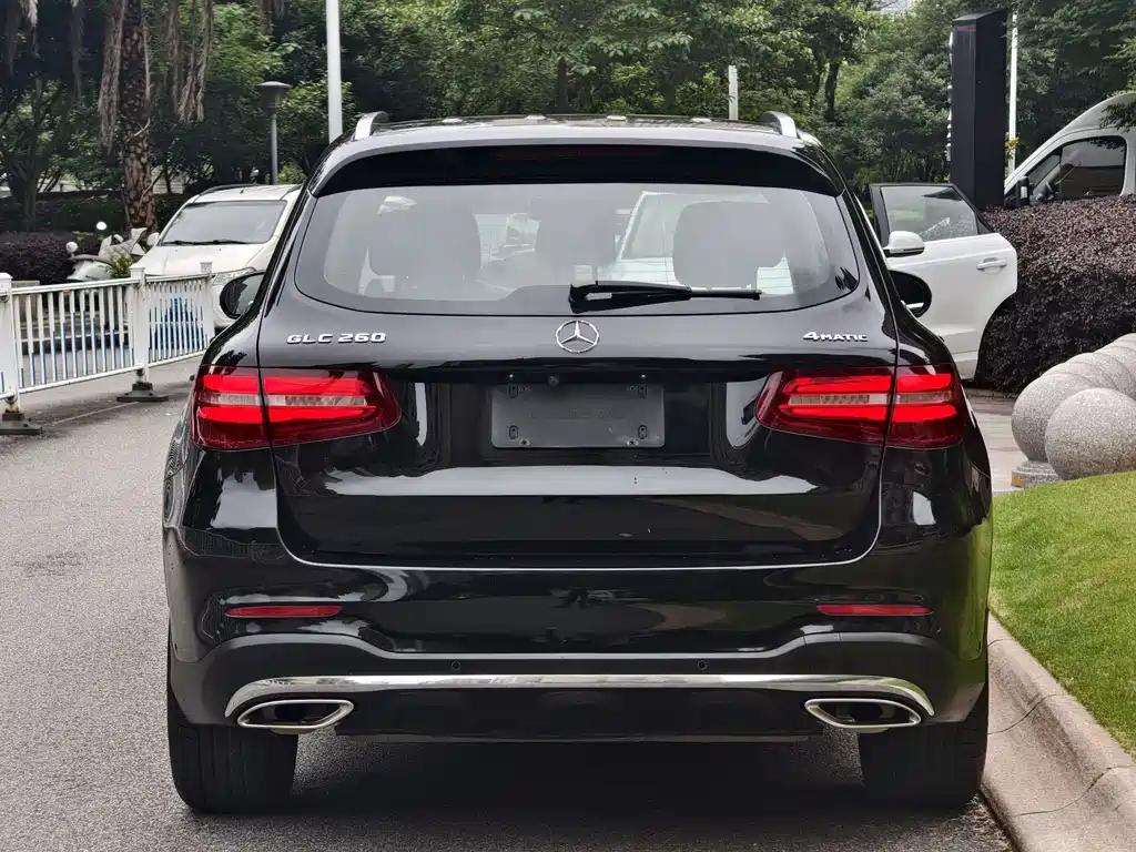 Mercedes-Benz GLC 2018 GLC 260 4MATIC