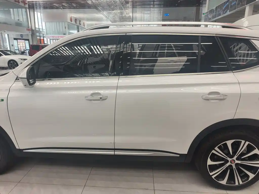 Roewe RX5 eMAX — миниатюра 6
