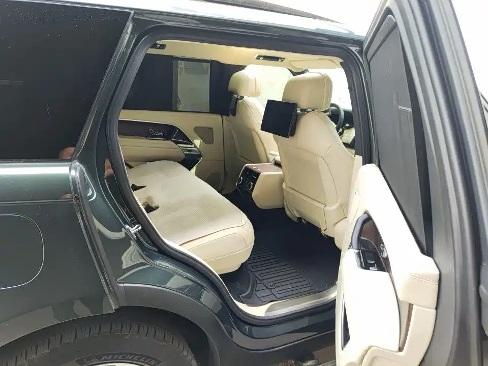 Land Rover Range Rover 2023 3.0 L6 400PS Long Wheelbase