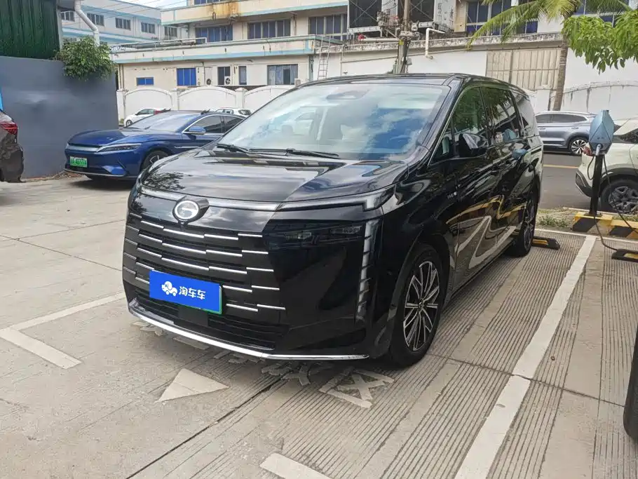 GAC Motor Trumpchi E8 PHEV