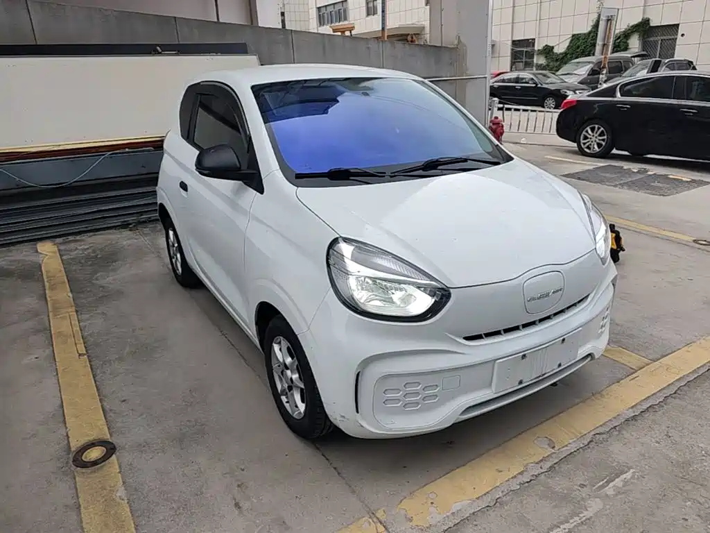 Roewe Clever — миниатюра 4