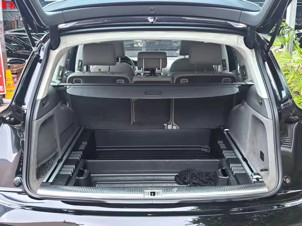 Audi Q7 2011 3.0 TFSI Comfort (245kW