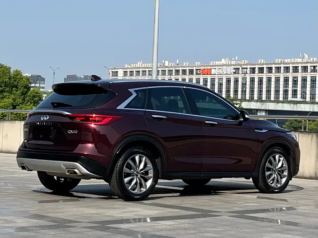 Infiniti QX50 — миниатюра 4